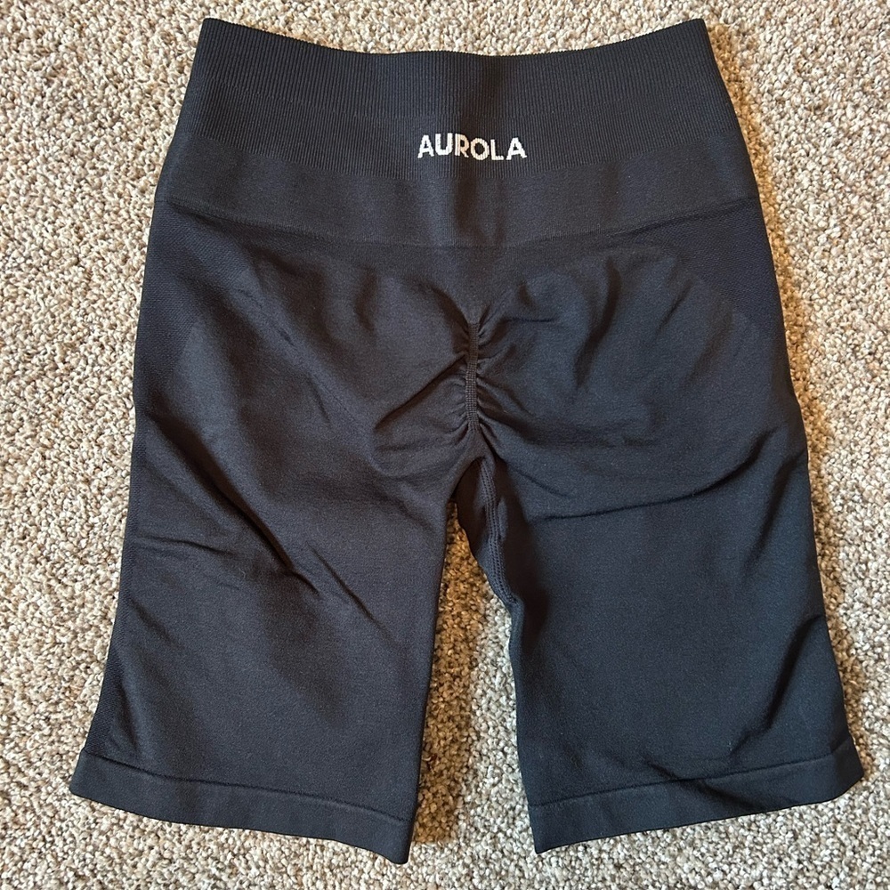 Aurola black spandex biker shorts scrunch butt contour